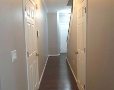 3218 Guilford Drive - Photo Thumbnail 22