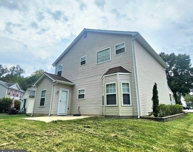 3218 Guilford Drive - Photo Thumbnail 49