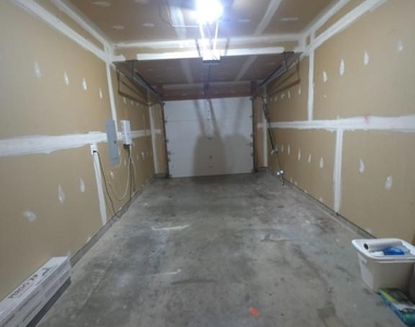 3218 Guilford Drive - Photo Thumbnail 47