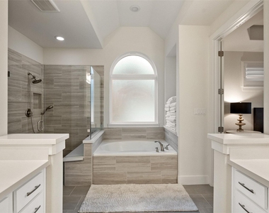 207 Lodestone Ln - Photo Thumbnail 19