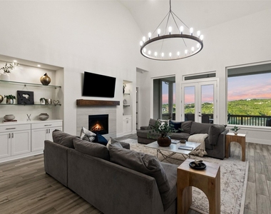 207 Lodestone Ln - Photo Thumbnail 13