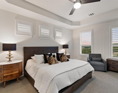 207 Lodestone Ln - Photo Thumbnail 14