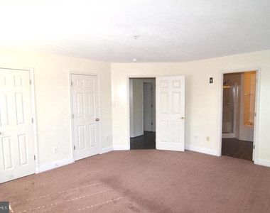 107 Tall Grass Lane - Photo Thumbnail 27