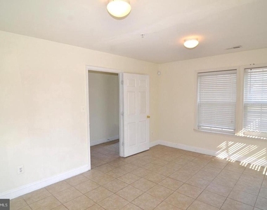 107 Tall Grass Lane - Photo Thumbnail 8