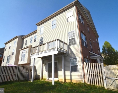 107 Tall Grass Lane - Photo Thumbnail 12