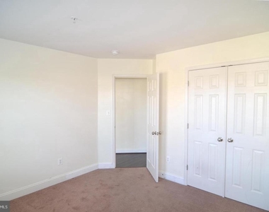 107 Tall Grass Lane - Photo Thumbnail 5