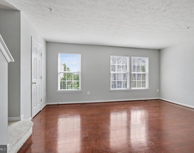 9864 Decatur Road - Photo Thumbnail 8