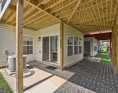9864 Decatur Road - Photo Thumbnail 27
