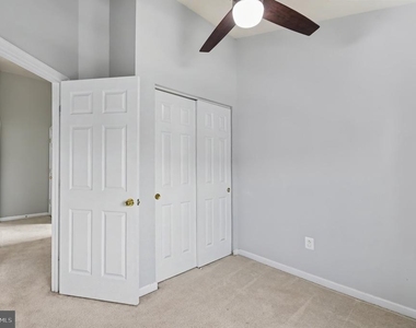 9864 Decatur Road - Photo Thumbnail 24