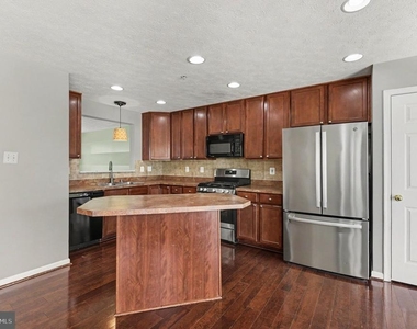9864 Decatur Road - Photo Thumbnail 11