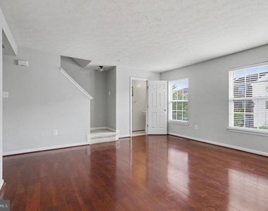 9864 Decatur Road - Photo Thumbnail 7