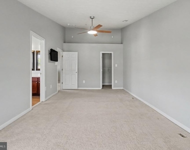 9864 Decatur Road - Photo Thumbnail 16
