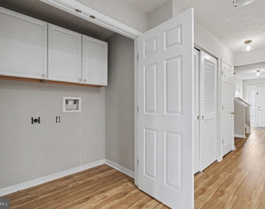 9864 Decatur Road - Photo Thumbnail 6
