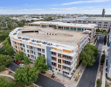 1320 Robert Browning St - Photo Thumbnail 22