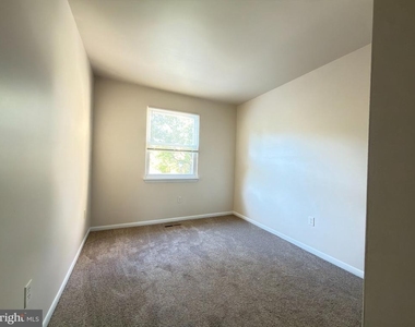 9322 Fitzharding Lane - Photo Thumbnail 11