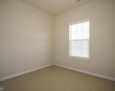 9437 Paragon Court - Photo Thumbnail 12