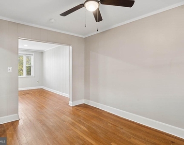 1716 Redwood Avenue - Photo Thumbnail 16