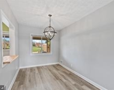 826 Jeannette Avenue - Photo Thumbnail 9