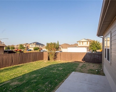 3224 Stirrat St - Photo Thumbnail 19