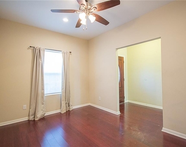 3224 Stirrat St - Photo Thumbnail 22