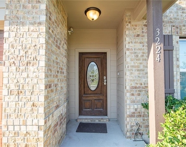 3224 Stirrat St - Photo Thumbnail 20