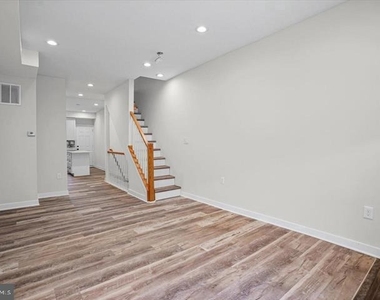 816 N Belnord Avenue - Photo Thumbnail 8