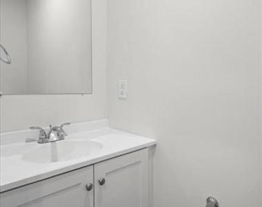 816 N Belnord Avenue - Photo Thumbnail 26