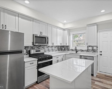 816 N Belnord Avenue - Photo Thumbnail 1