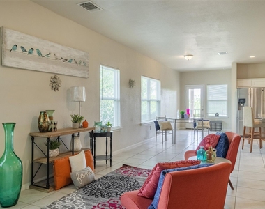 7225 Ranchito Dr. - Photo Thumbnail 3