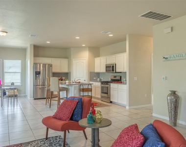 7225 Ranchito Dr. - Photo Thumbnail 9