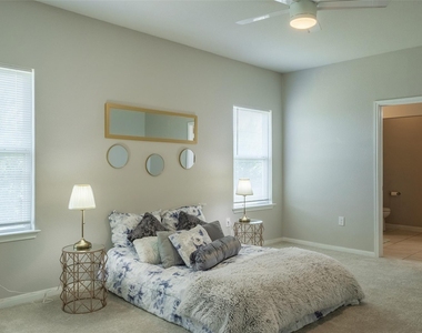 7225 Ranchito Dr. - Photo Thumbnail 11