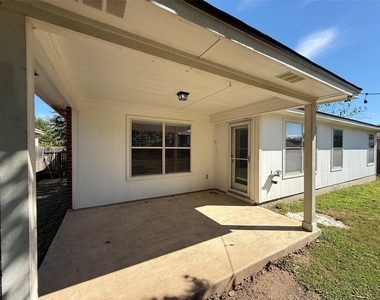 2312 Pearson Way - Photo Thumbnail 25