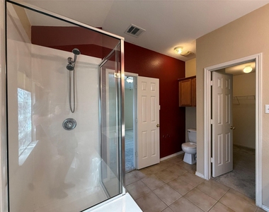 2312 Pearson Way - Photo Thumbnail 17