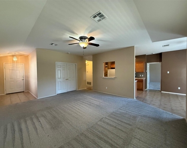 2312 Pearson Way - Photo Thumbnail 5