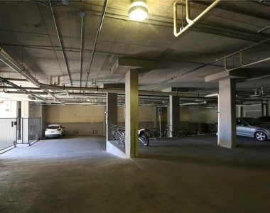 910 W 25th St - Photo Thumbnail 33