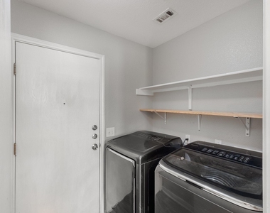 351 Zebra Dr - Photo Thumbnail 15