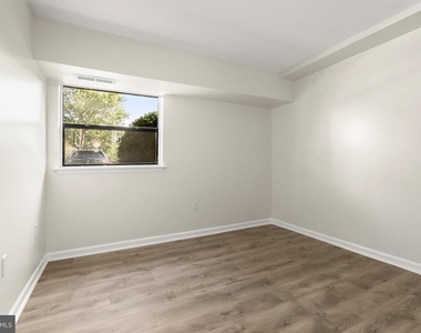 21 Silverwood Circle - Photo Thumbnail 18