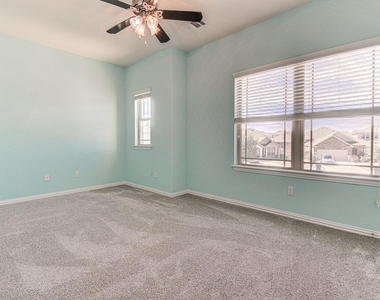 508 Nogales Ln - Photo Thumbnail 23
