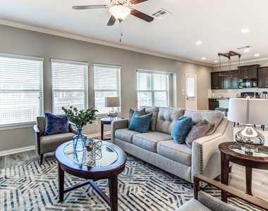 508 Nogales Ln - Photo Thumbnail 13