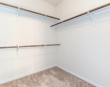 508 Nogales Ln - Photo Thumbnail 28