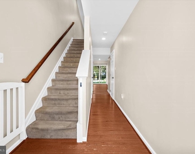618 Warblers Perch Way - Photo Thumbnail 4