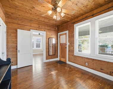 2407 Willow St - Photo Thumbnail 12