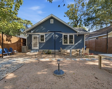 2407 Willow St - Photo Thumbnail 16