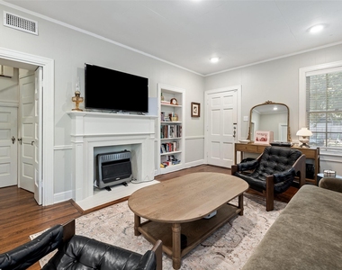 1804 Pearl St - Photo Thumbnail 12