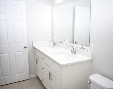 104 Magna Ln - Photo Thumbnail 21