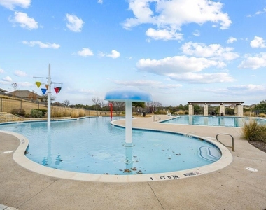 104 Magna Ln - Photo Thumbnail 36