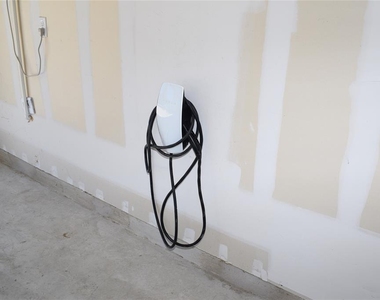 104 Magna Ln - Photo Thumbnail 27