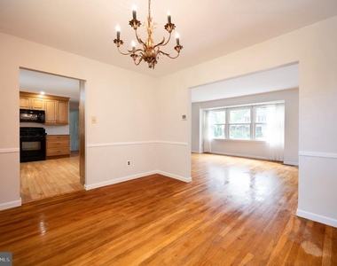 2409 Sweetbriar Road - Photo Thumbnail 2