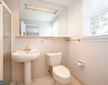 2409 Sweetbriar Road - Photo Thumbnail 12
