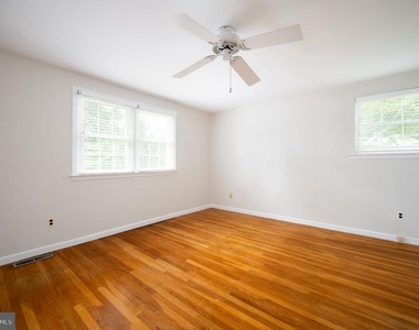 2409 Sweetbriar Road - Photo Thumbnail 14